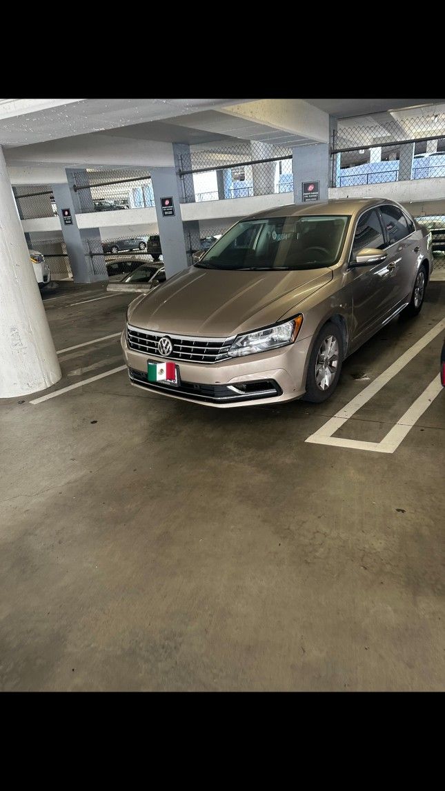2016 Volkswagen Passat