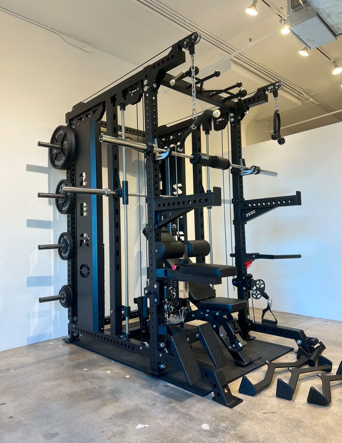 ‼️FREE DELIVERY/INSTALLATION ‼️Smith Machine 500 Adjustable Bench 245lb Cast Iron Olympic Weights 7ft Olympic Bar Fitness Gym Equipment Sports & Outdoors