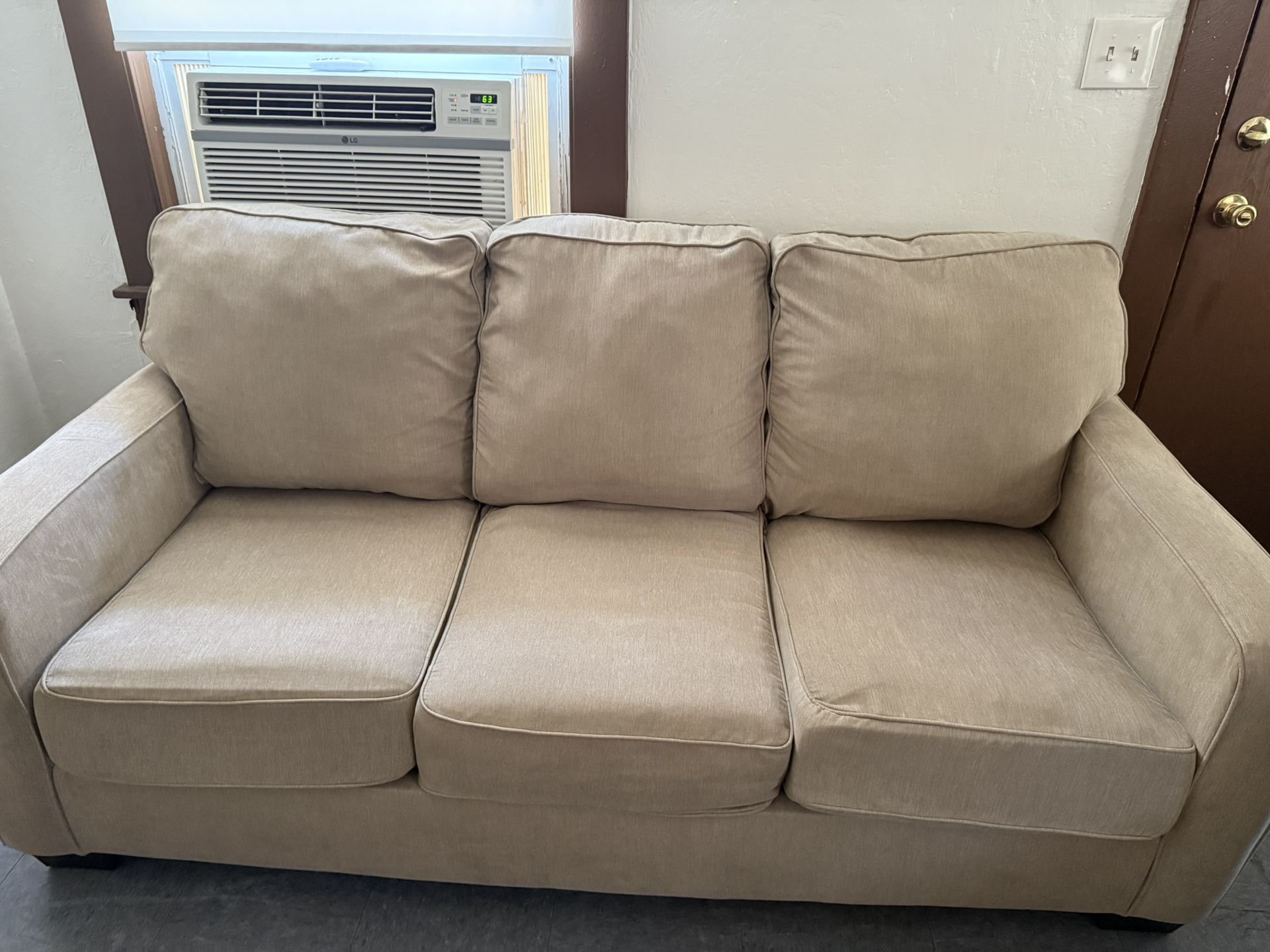 Free couch