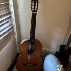 Yamaha CG122MCH Solid Cedar Top Classical Guitar 