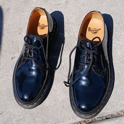 DR. MARTINS 3 EYED OXFORD