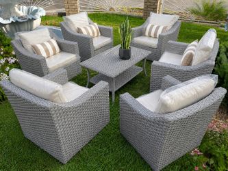 Brand new patio set 7 pieces