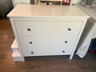 3 Drawers Dresser