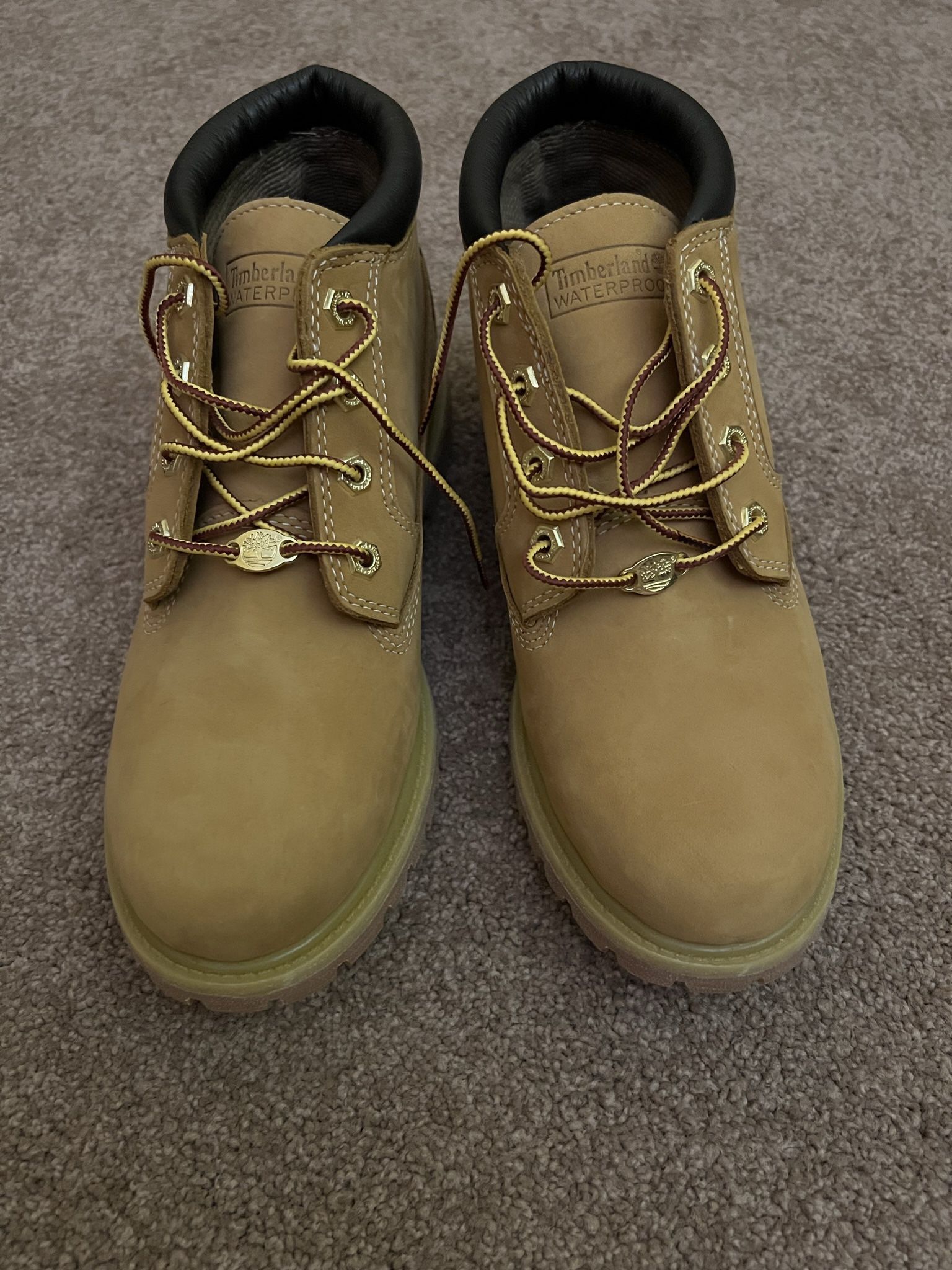 New Timberland Women Nellie Ankle Boot Size 9W