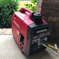 Pair Of Honda Eu2200i Generator 