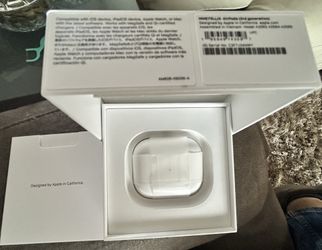 Apple AirPods (3rd Generation) Wireless 