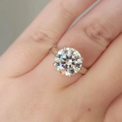 New 4ct Certified Moissanite Diamond Ring, Size 7