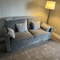 Grey Pull-Out Couch w/ Queen Size Mattress & Blanket/Pillows