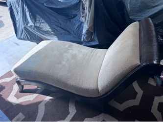Chase lounge chair
