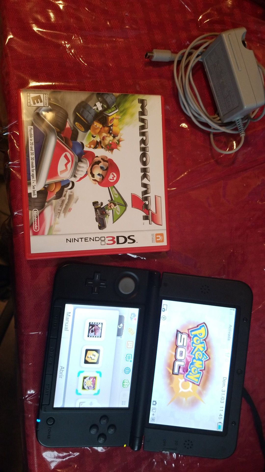 nintendo 3ds xl w games and charger
