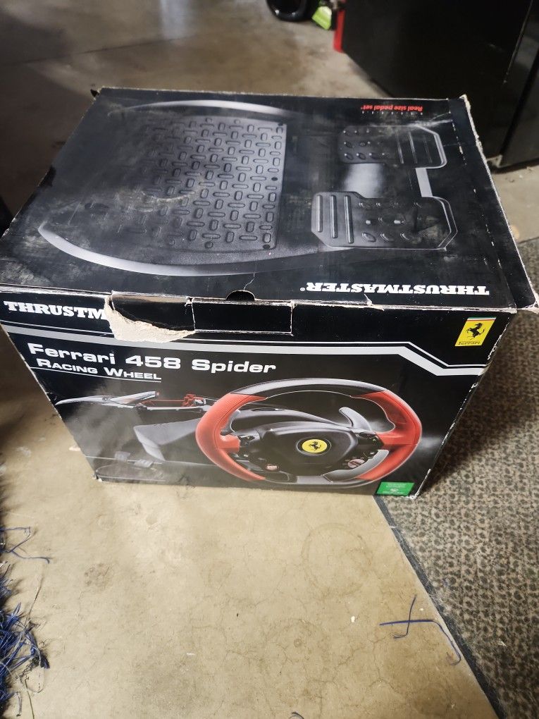 Thrustmaster Ferrari 458 Spider Racing Wheel