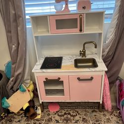 Kids Play Kitchen 