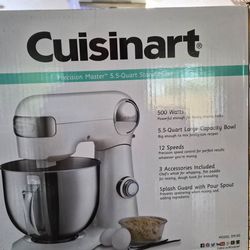 Brand new Cuisinart Precision Master, Cream