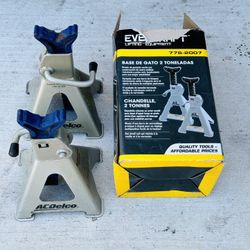 3-Ton Acdeleco Jack Stands & 2-Ton Evercraft Jack Stands Condition: ACDelco (Used) Evercraft (New)