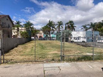 Commercial lot for sale 7500 Sq ft
