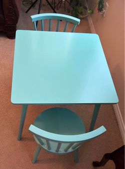 Kids Table and Chairs Set