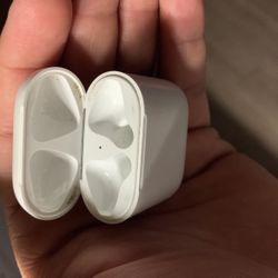 St.Louis AirPod Cases