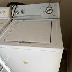 Whirpool Washer & Gas Dryer Works Great 
