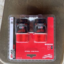 Milwaukee M12 Batteries 