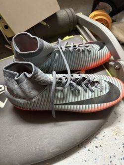 Nike Mercurial Soccer Cleats Size 11