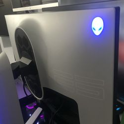 AlienWare 25” Gaming Monitor 240hz 👾🔫         FIRM $175 🟡