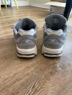 New Balance 2002R  Size 6