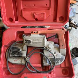 Milwaukee Bandsaw 