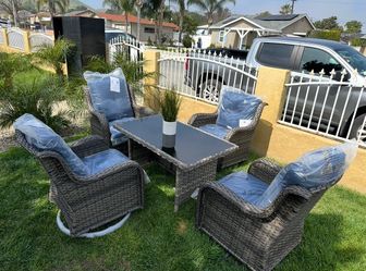 Patio Furniture set outdoor new in the box