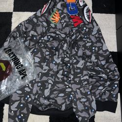 Bape Hoodie (Bathing Ape)