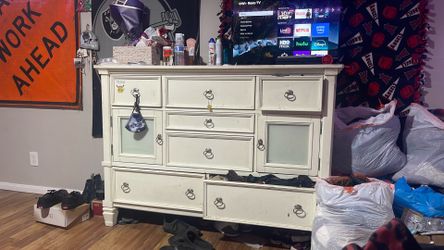 Dresser,150$ or best offer