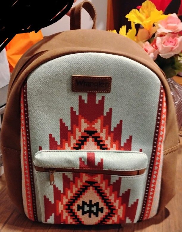 New Wrangler Medium Backpack