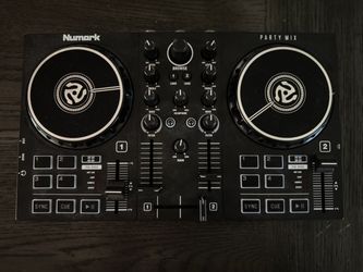 Numark Party Mix DJ Controller