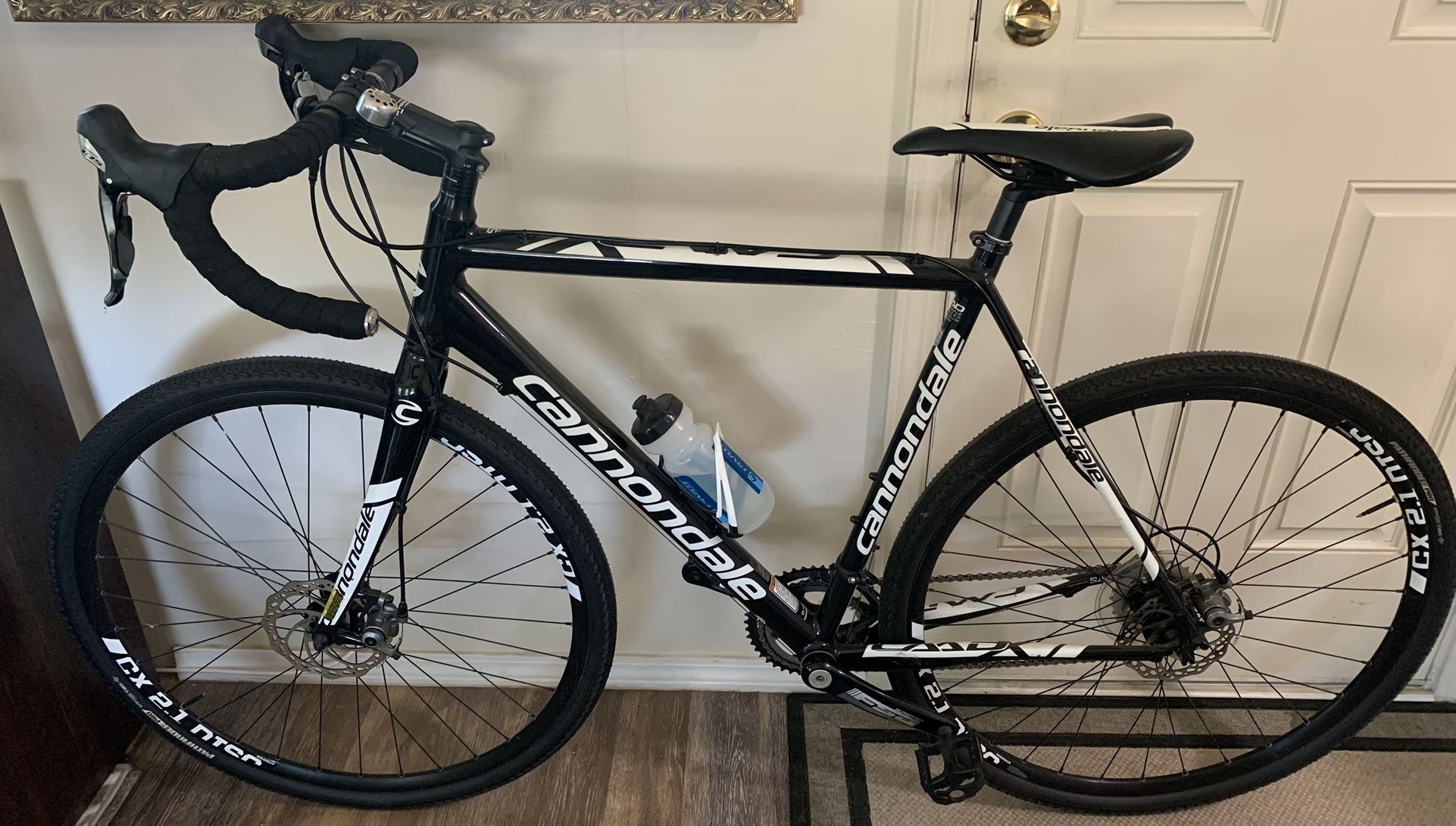 Cannondale CAAD-X   105 Disc.   Size 56