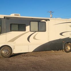 2006 Gulf Stream Crescendo