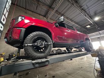 Wheel alignments. For STOCK LEVEL & Lifted trucks  jeep suv