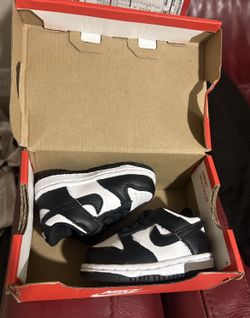 Panda Dunks 