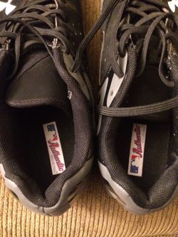 Softball or baseball cleats