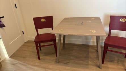 Dining Table with 2 chairs