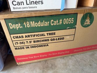 7.5 height Christmas tree