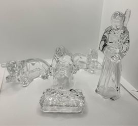 Crystal Nativity Pieces