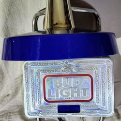 Vintage 1986 Budweiser Bud Light Beer Advertising Wall Light Clock Sign WORKs