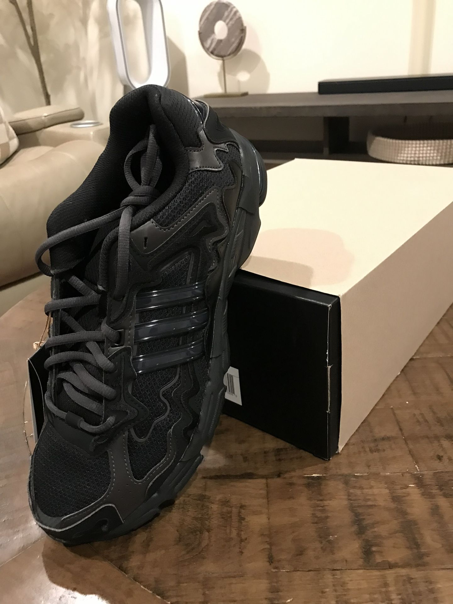 Adidas Response CL Bad Bunny Triple Black Size 11