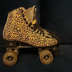 Moxi Roller Skates Leopard Jungle Size 9