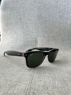 Ray-Ban RB2132 New Wayfarer Sunglasses – Made in Italy