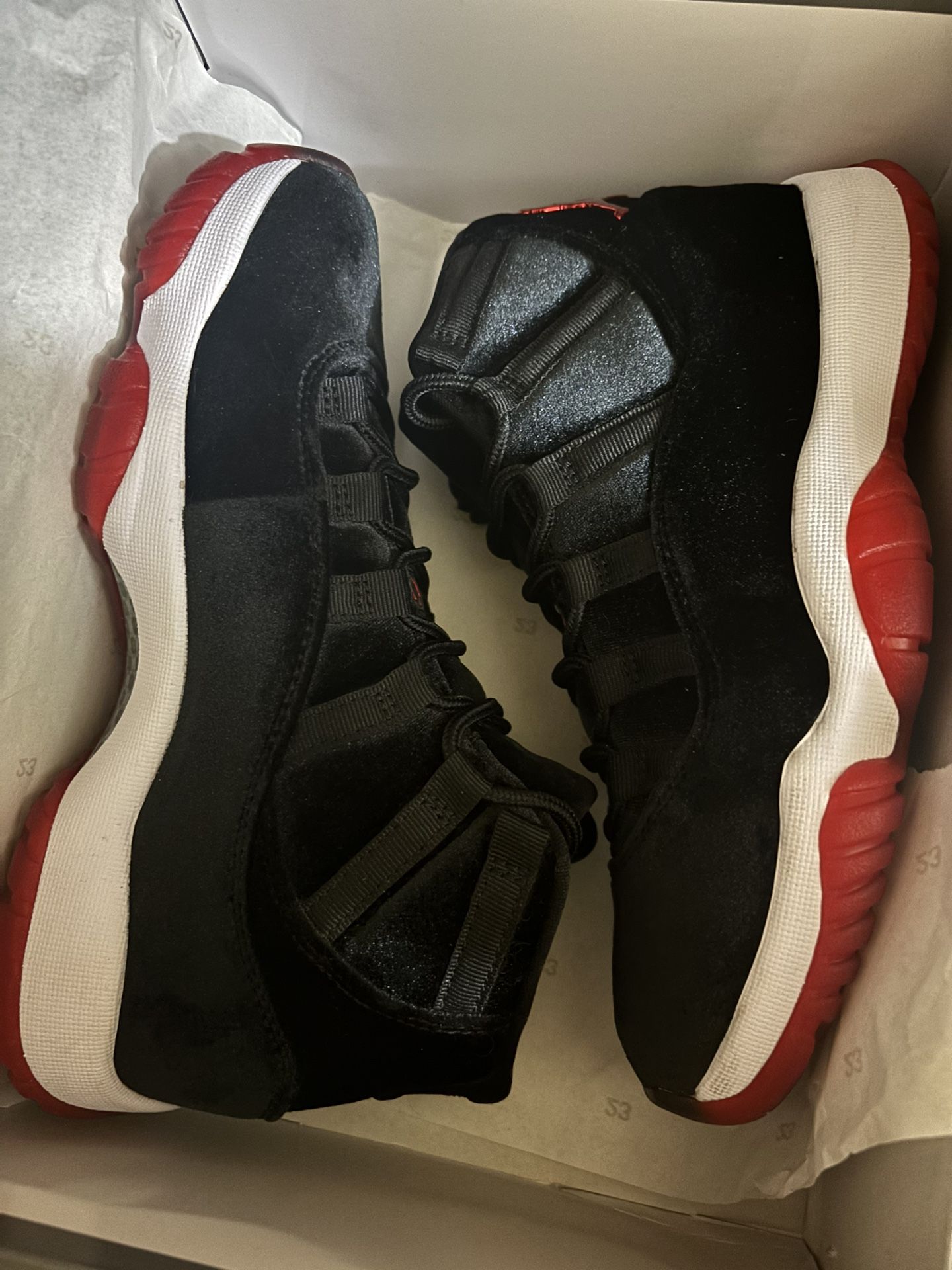 Women Jordan 11 Velvet Breads Size 7