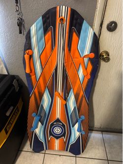 Set of 4 Snow-Storm Sleds – Winter Ready