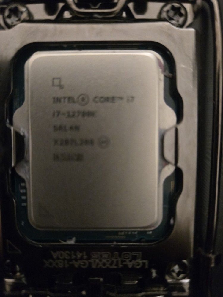 12700k W/ Aorus Z690 Master Motherboard