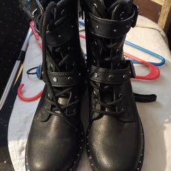 Black Boots Women's 6M