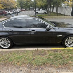 12 BMW 535xi 