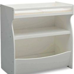 Delta Children 2-in-1 Changing Table and Storage Unit 